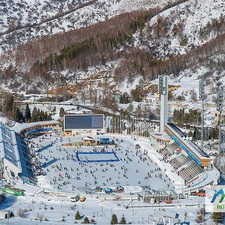 Medeu Hotel Almaty Besqaynar Eksteriør bilde